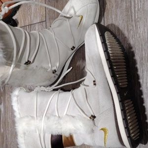 Nike white suede calf zip boots. Size 9